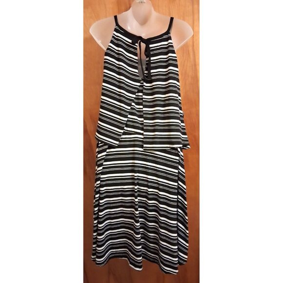 Torrid  Swing Dress Womens Black White Stripe Midi layered ties in back split 3X - Picture 2 of 3